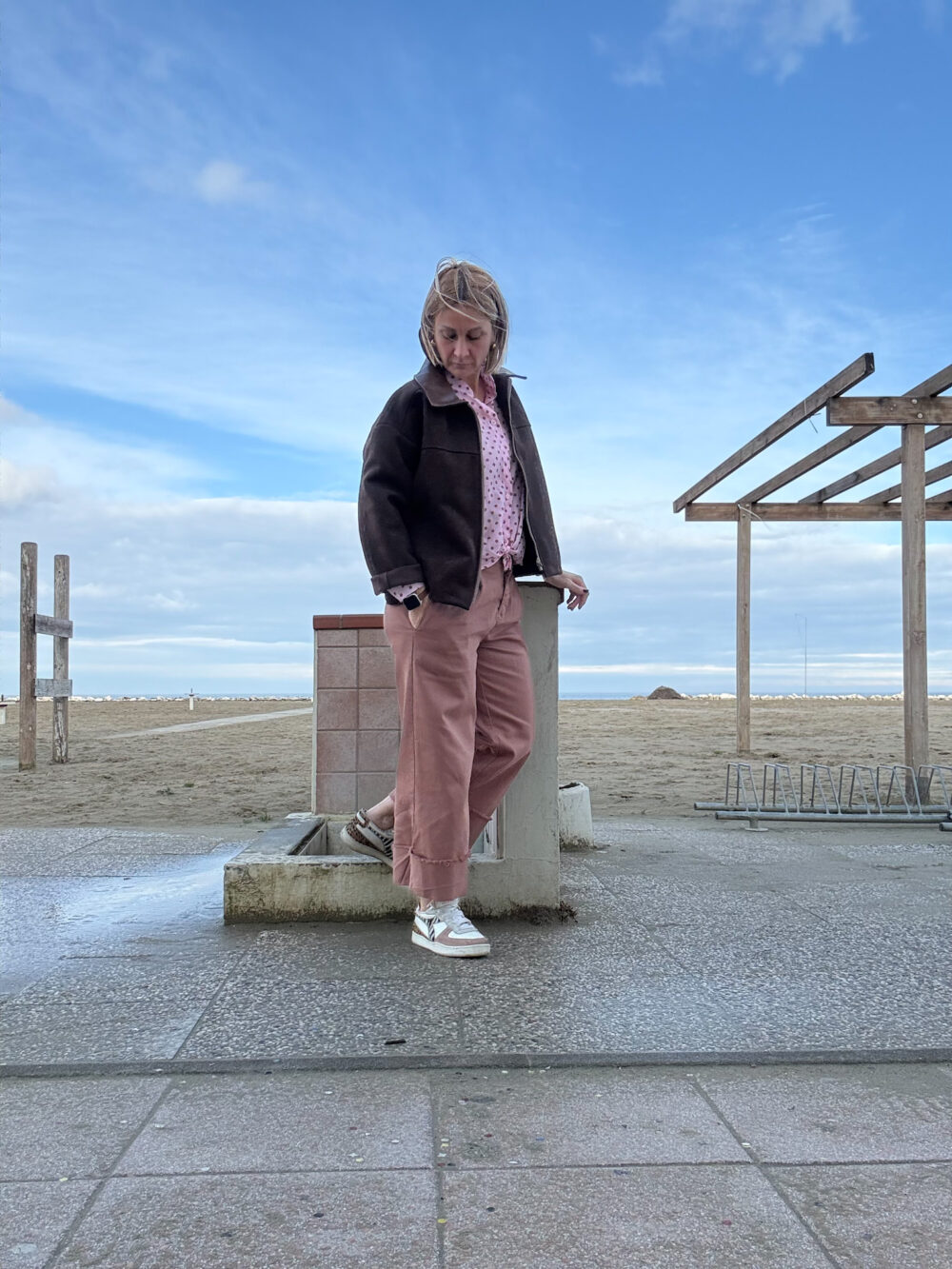 JEANS COLORATO ELASTICIZZATO MIDI CON RISVOLTO