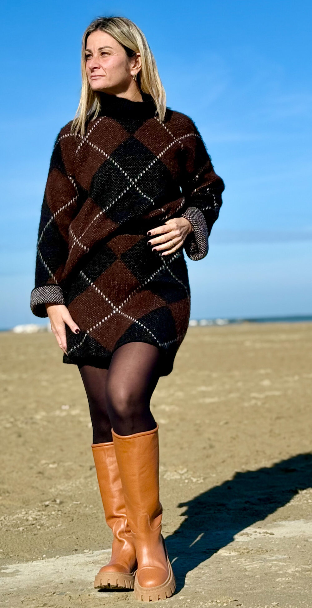 COMPLETO DI LANA FANTASIA  A ROMBI