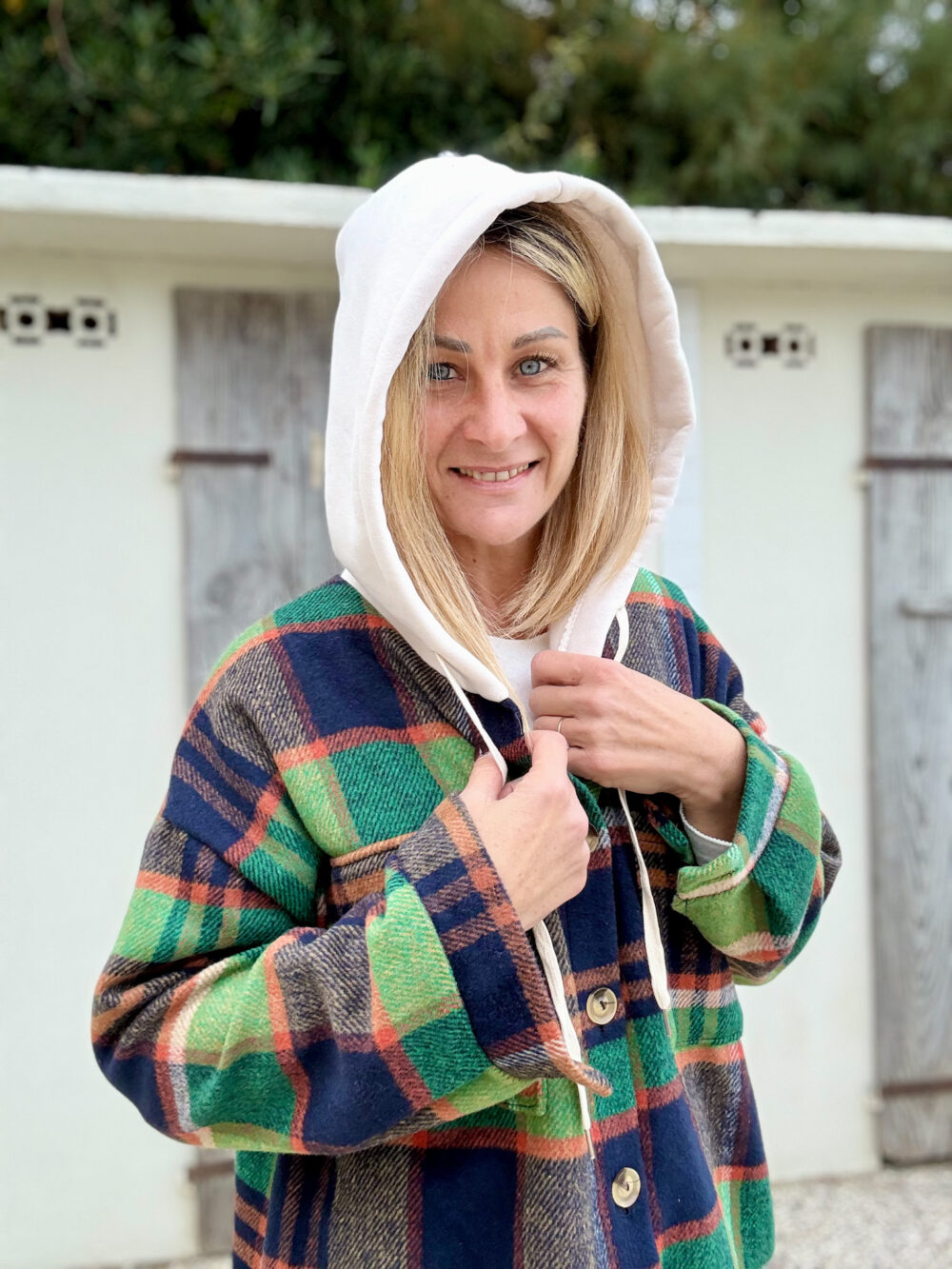 CAMICIA IN PILE SCOZZESE CON CAPPUCCIO