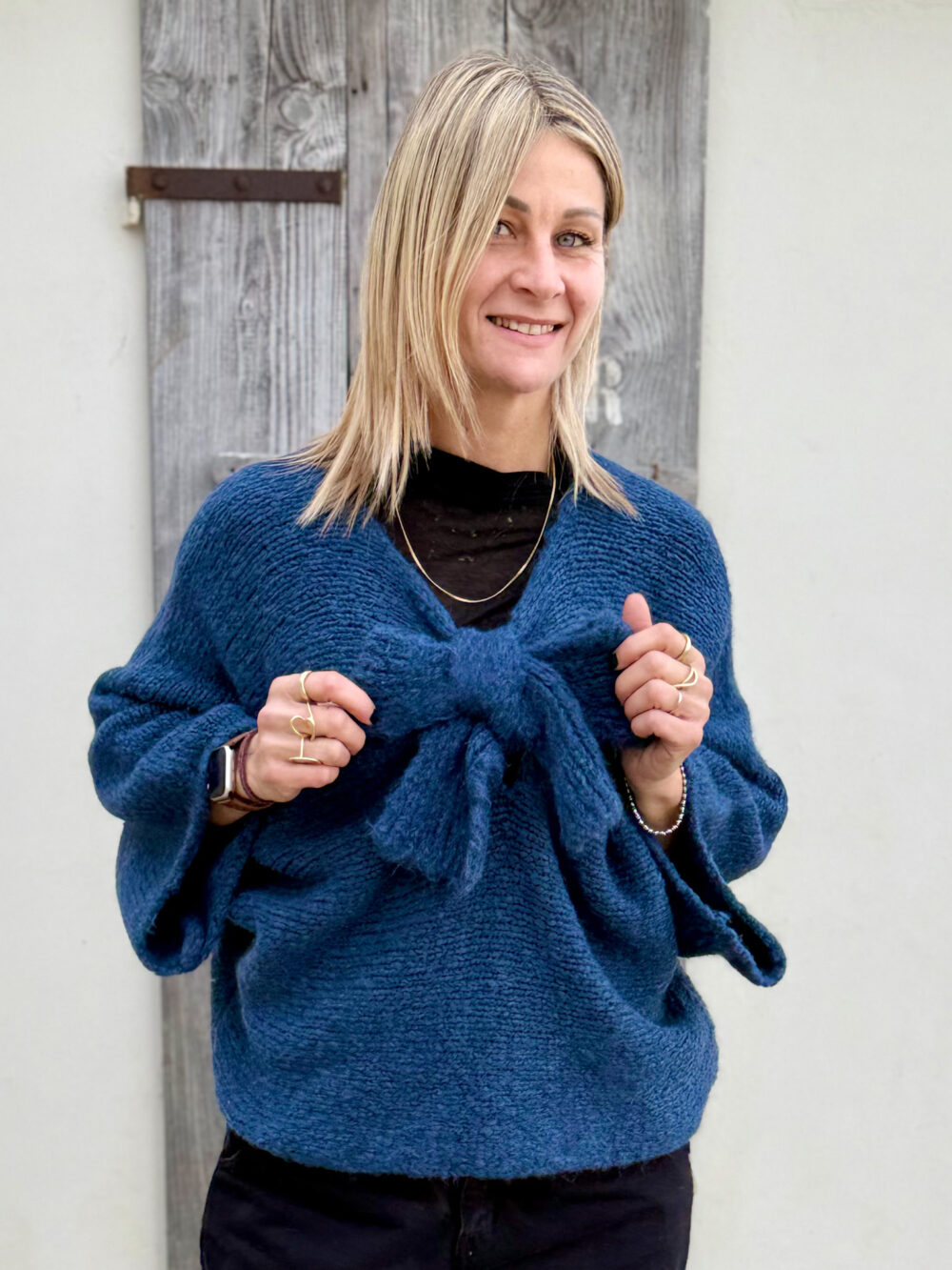 MAGLIONE MISTO LANA CON FIOCCO CENTRALE