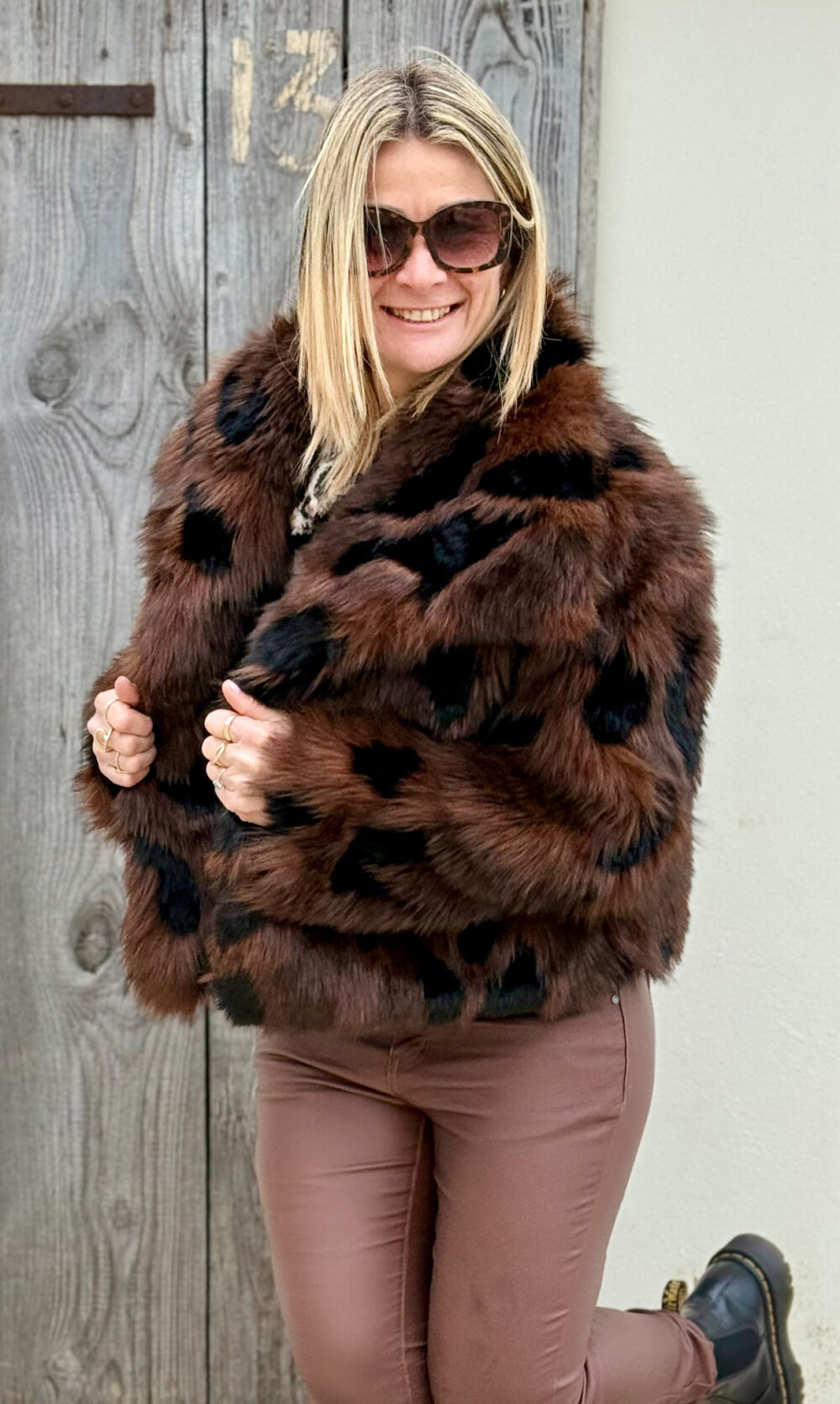 PELLICCIA ECO BICOLOR CON COLLETTO