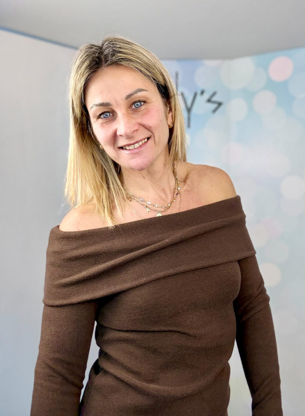 MAGLIONCINO ELASTICIZZATO CON SCOLLO BARDOT